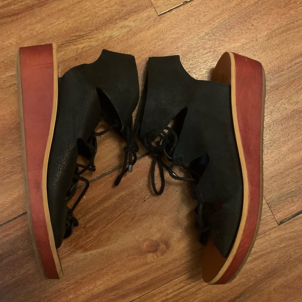 🆕❤️Lucky Brand Sandals